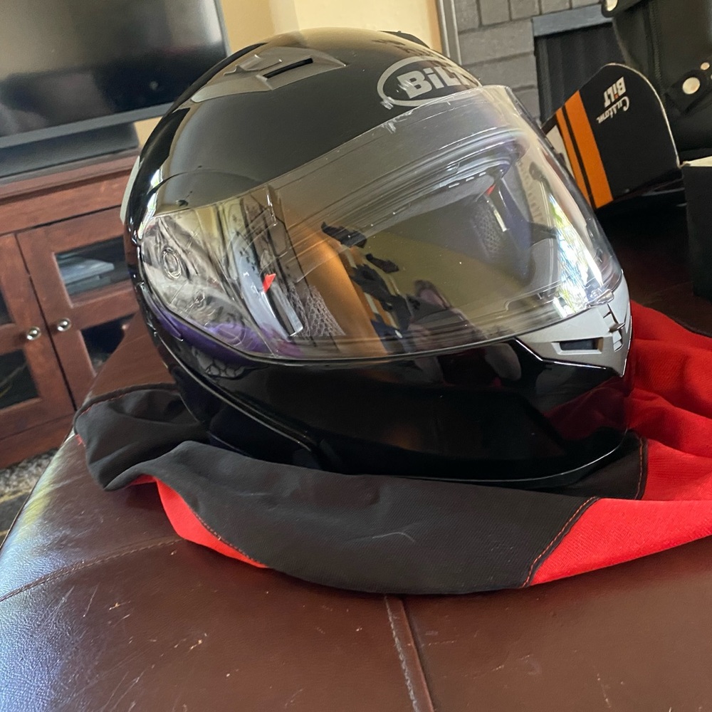 Women’s BILT motorcycle helmet